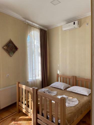 1870 Hotel