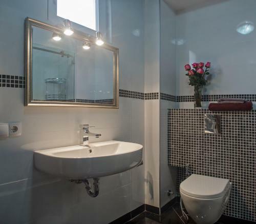 Tiflislux Apartment - Old City Milorava