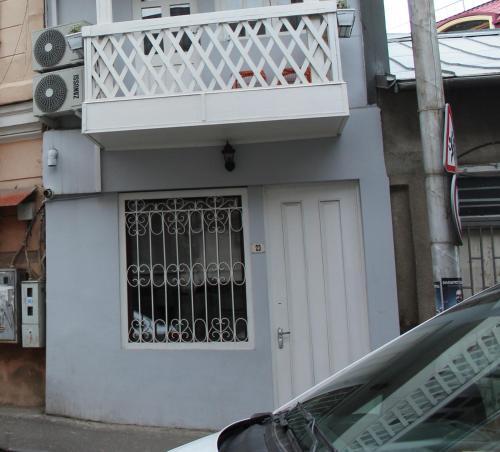 Apartment 23