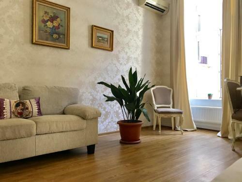 Charming Apartment In Old Town