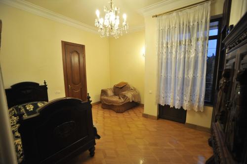 Apartment On Gia Chanturia Str 5