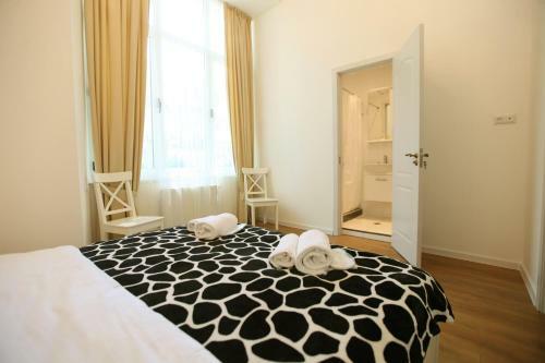 Diplomat Apartment