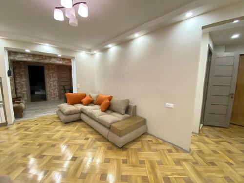 Luxury 4-bedroom Apartment In The Center