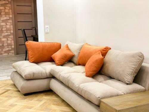 Luxury 4-bedroom Apartment In The Center