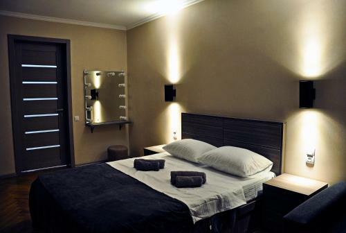 Luxury 4-bedroom Apartment In The Center