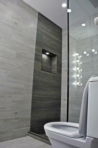 Luxury 4-bedroom Apartment In The Center