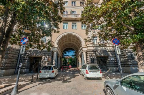 Family Apartment On Agmashenebeli