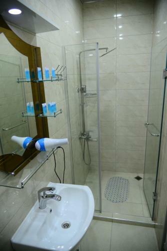 Hostal Hotel New Avlabari