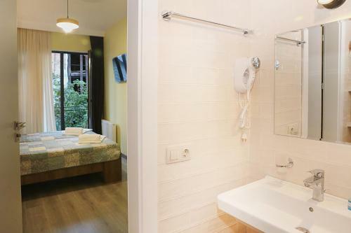 Hotel G-old Town