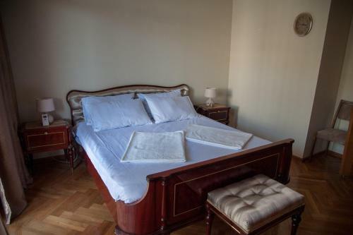 Hostal Cozy Guest House In Old Batumi