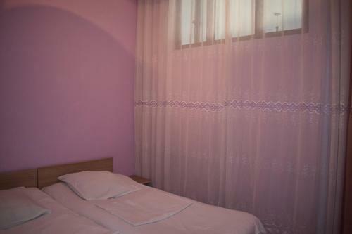 Apartment Ucha With Sea View