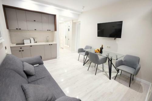Gq Elite Apartments In Alliance Palace
