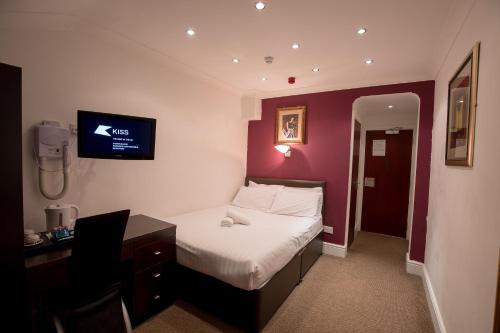 Bed & Breakfast Rotana Hotel
