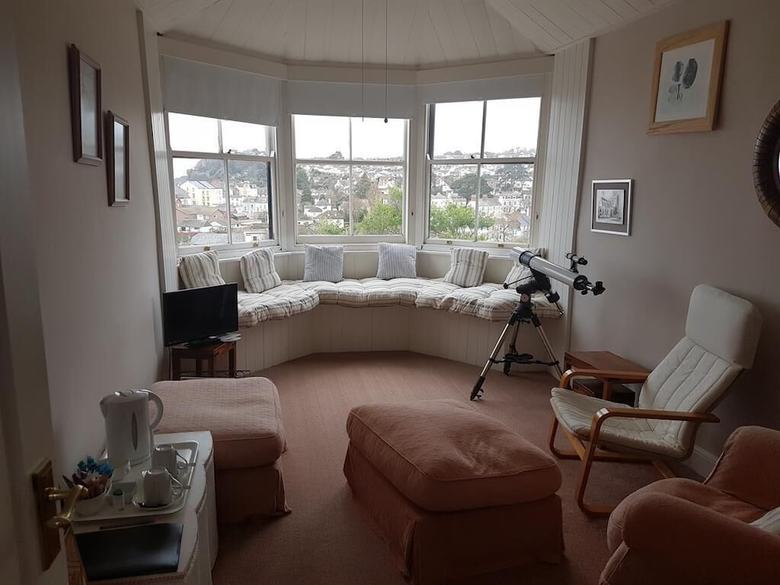 Bed & Breakfast Lammas Park House