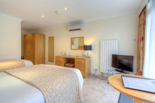 Langstone Cliff Hotel