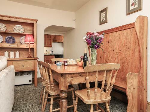 Rhododendron Apt