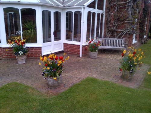 Hostal The Courtyard, Laurel Farm