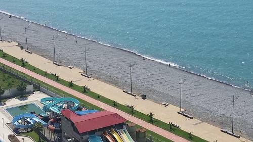 Sea-view Beluga & Dolphin Luxury Hotel Apartments