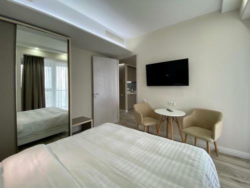 My Sunshine Apartments Alliance Palace