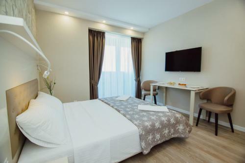 My Sunshine Apartments Alliance Palace