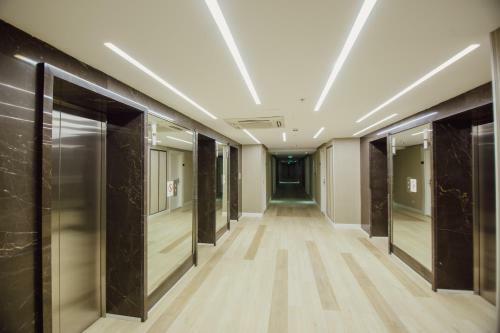 My Sunshine Apartments Alliance Palace
