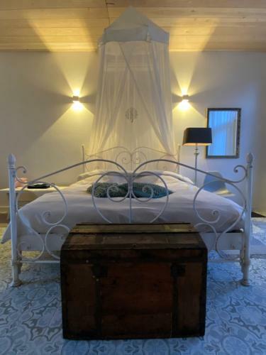 Hostal Gastenverblijf 't Einde Sfeer - Priv� Terras - Airco