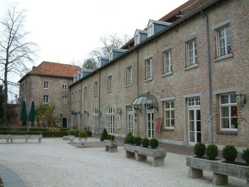 Hostal Gastenverblijf 't Einde Sfeer - Priv� Terras - Airco
