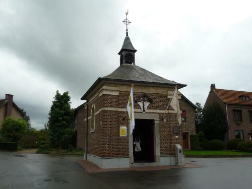 Hostal Gastenverblijf 't Einde Sfeer - Priv� Terras - Airco