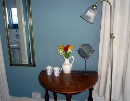 Manor Cottage Bed And Breakfast