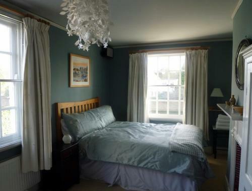 Manor Cottage Bed And Breakfast