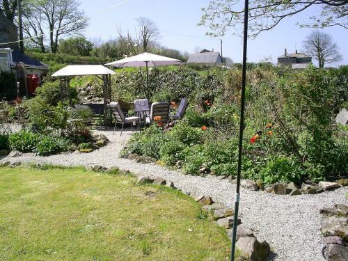 Bed & Breakfast Helstone House