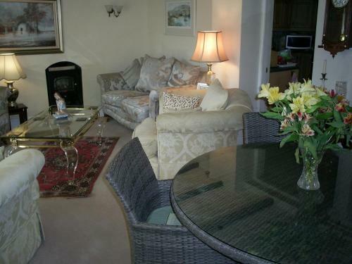 Bed & Breakfast Helstone House