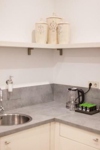 Luxurious Two Bedroom Apartment A Kwartier Center