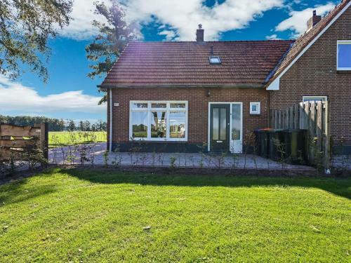 Relaxing Holiday Home In Hellendoorn With Garden