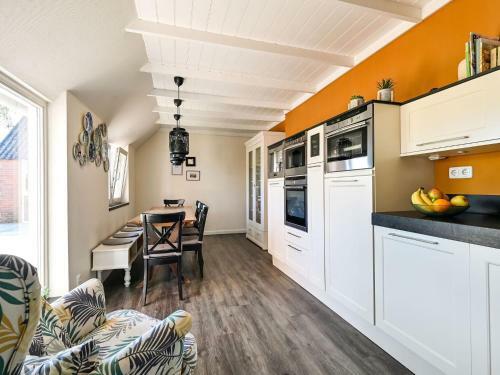 Relaxing Holiday Home In Hellendoorn With Garden