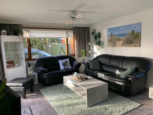 Priv� Chalet Op Vakantiepark Marina Beach