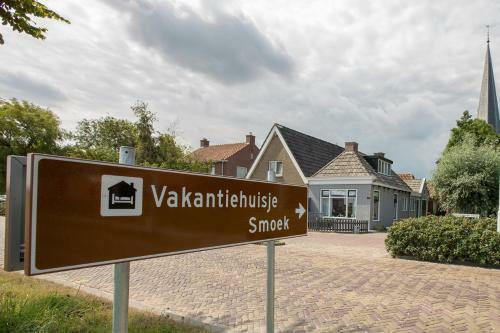 Vakantiehuisje Smoek Holwerd, Aan de Waddenzee