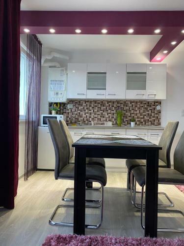 12 Residence Apartment