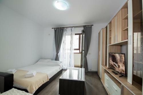Apartamento Rezident Militari