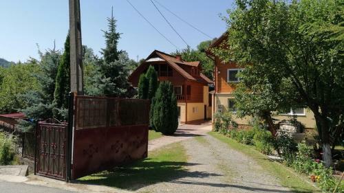 Hostal Casa Todea
