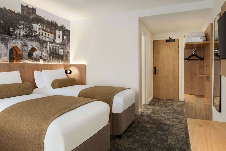 Hotel Super 8 By Wyndham Durham