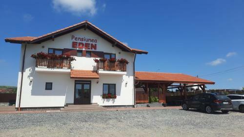 Hostal Pensiunea Eden