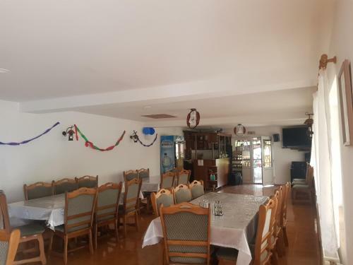 Hostal Popasul Din Cornesti