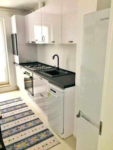 Adry Aparthotel