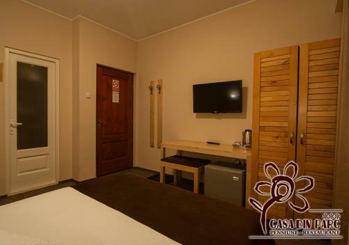 Hostal Casa Din Parc