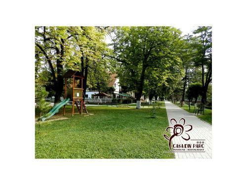 Hostal Casa Din Parc