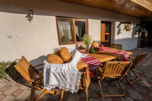 Hostal Casa Brutarului Crit