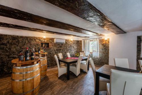 Hostal Casa Brutarului Crit