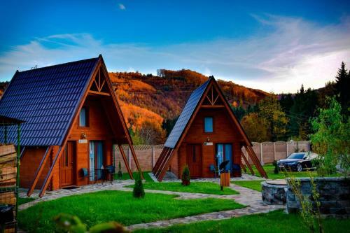 Lodge Green Property