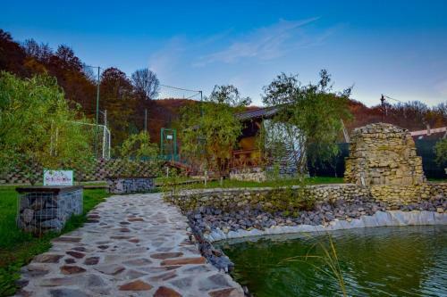 Lodge Green Property